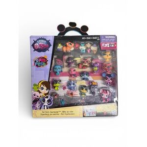 Unleash the Party Fun with Littlest Pet Shop Pet Fest Pet Party 15-Pack Mini Fig